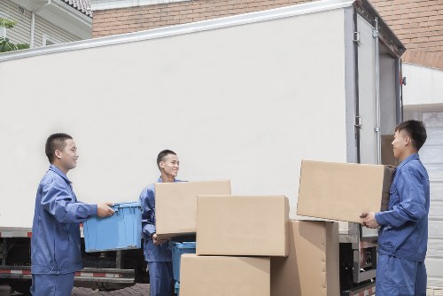 Efficient Enfield moving service for quick relocations