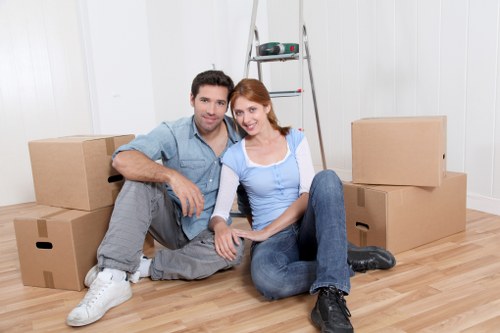 Different box sizes suitable for household and office packing in Enfield