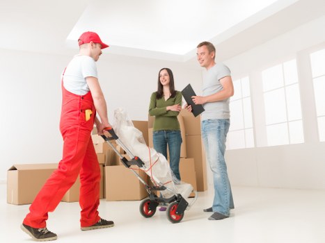 Packing and transport support for Enfield flat removals