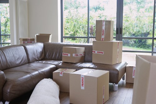 Local removal truck hire for residential and commercial customers in Enfield