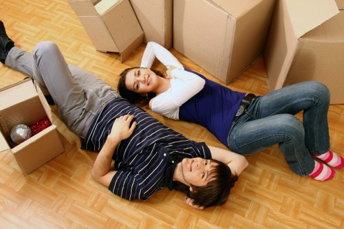 Truck hire for moving furniture and boxes in Enfield